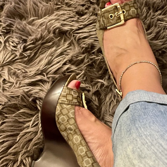 ⚜️ Nine West Wedge Heels ⚜️ - Picture 8 of 9